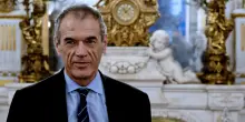 Carlo Cottarelli debutta all’Ariston: “Mi esibirò su Il ragazzo della via Gluck, un brano che mi emoziona molto”