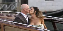 “jeff Bezos ha lasciato una maxi mancia da 45 mila euro al personale dell’hotel: gli hanno fatto il regalo più grande per un miliardario”