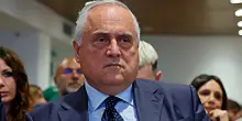 Perché la Lazio non può fare mercato: l’indice di liquidità tanto odiato da Lotito e la beffa per Sarri