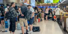 Assistenza e rimborsi: quali diritti hanno i passeggeri dei 320 voli finiti nel caos aeroporti per il guasto radar