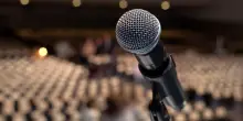 “Perché chi si affaccia oggi a fare musica deve avere come orizzonte solo i grandi spazi e i grandi numeri? Gli emergenti dovebbero essere tutelati di più”: nasce Doc Music – La Musica Giusta