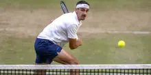 Wimbledon, passa anche Sonego: battuto il georgiano Basilashvili. Cinque italiani al terzo turno: è record