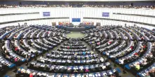 Sì del Parlamento Ue alla risoluzione su Gaza: c’è il riconoscimento della Palestina, manca la parola “genocidio”. Destra italiana spaccata in tre