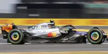 Formula 1, a Silverstone vince Norris. Doppietta McLaren tra pioggia, safety car e penalità. Ferrari fuori dal podio
