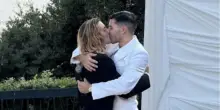 L’ex ballerino di “Amici” Gabriele Esposito ha sposato Andrea Pappalettera e Jovanotti canta al matrimonio