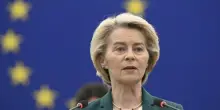 La sfiducia a von der Leyen spacca i partiti in Ue: dai Socialisti a Ecr, ecco chi si divide. Ursula salva ‘grazie’ alla destra