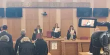 Caso Bibbiano, il video in Tribunale della lettura della sentenza: cadono quasi tutte le accuse