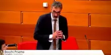 La frase choc del consigliere di FdI: “Con Ru496 donna espelle il feto in casa e tira lo sciacquone”. Pd e Avs: “Bestialità offensive”