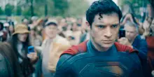 Il Superman di James Gunn è umano, sbaglia e si mette in discussione: così si capovolge il paradigma