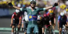 Jonathan Milan spezza il digiuno italiano al Tour de France: volata regale a Laval