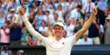 Sinner: “Ho usato la sconfitta al Roland Garros, ecco il motivo per cui sono qui con il trofeo di Wimbledon”