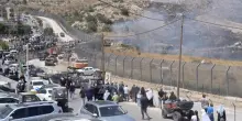 Centinaia di drusi si radunano lungo il confine tra Israele e Siria: le immagini