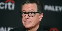 Il caso della cancellazione dello storico “Late Show” della Cbs. Sospetti di censura per una battuta su un accordo Paramount-Trump