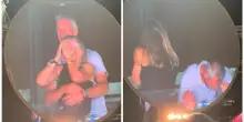 Andy Byron si è dimesso dalla carica di ceo della Astronomer, dopo la kiss cam dei Coldplay abbracciato all’amante. L’esperta: “Siamo sorvegliati dai social”