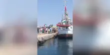 La Freedom Flottilla ritorna a Gaza per portare aiuti umanitari: Handala salpata da Gallipoli tra gli applausi