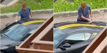 Sinner lava a mano la sua Ferrari 812 Competizione: il video diventato virale sui social