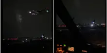 “Tragedia evitata solo grazie ai piloti”: un aereo in atterraggio e uno in decollo autorizzati sulla stessa pista, l’incredibile errore della torre di controllo