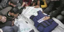 L’appello di Bbc, Reuters, Ap e Afp a Israele: “I colleghi a Gaza non hanno più cibo. Aprite i confini alla stampa”