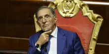 Senato, il richiamo di La Russa contro i week end lunghi: “Lavorate anche il lunedì e venerdì”