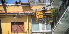 Operai morti a Napoli, due su tre lavoravano in nero: quattro indagati, accertamenti anche su caschi e cinture