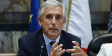 Venezuela, la Farnesina nomina Vignali inviato per i detenuti. Seconda chiamata di Trentini a casa, la mamma: “Speriamo di riabbracciarlo presto”