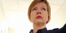 “Olga Komleva collaborò con Navalny”: giornalista condannata a 12 anni in Russia