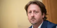 Manlio Messina, il deputato meloniano siciliano lascia Fdi: “Valuterò anche se dimettermi da parlamentare”