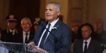 Fischi contro La Russa alla commemorazione della strage di Bologna. Bolognesi: “Attentatori passarono da Msi”