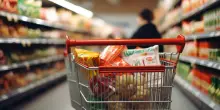 Giornata mondiale dell’alimentazione, le storie di povertà nei Paesi ‘ricchi’: “Salto il pasto per pagare le medicine”