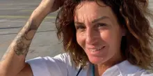 “Sei passivo-aggressiva, fredda e malmostosa. A 50 anni non hai un perché”: Cristina Plevani “massacrata” dagli hater. Lei replica così