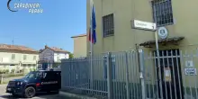 Donna morta nel Parmense: fermato il figlio per omicidio. Era stato lui a chiamare il 118 parlando di un malore