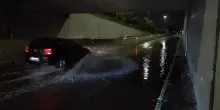 Violento nubifragio a Milano, strade e sottopassi allagati: allerta meteo arancione – Video