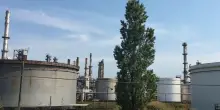 Ex raffineria Tamoil a Cremona, gip archivia: “Inquinamento datato”. Accusatori: “Omesse indagini decisive”