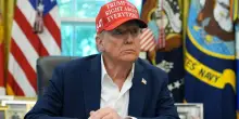 Dazi, Trump firma ordine esecutivo che riduce al 15% quelli sulle auto Ue