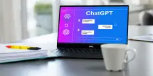 Big Tech e intelligenza artificiale: quanti abbonati hanno i chatbot e come vanno i ricavi (non sempre trasparenti)