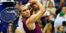 “Mio fratello ha capito male quello che doveva fare con la macchinetta. Era l’unico modo”: Alcaraz svela il vero motivo del nuovo look agli Us Open