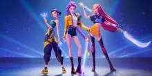 KPop Demon Hunters è il film-fenomeno che sbanca al boxoffice Usa, è in testa allo streaming Netflix e trascina migliaia di ragazzini e genitori al karaoke collettivo