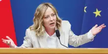 “Meloni a New York con un volo di linea nel week end per il compleanno della figlia”: la risposta di Palazzo Chigi all’interrogazione dei renziani