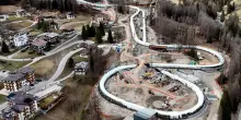Che fine farà la pista da bob a Cortina dopo le Olimpiadi? Resterà il simbolo di chi predilige l’apparenza