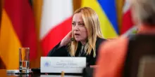 Ucraina, Meloni non andrà al vertice dei volenterosi di Macron. Accordo con Merz per collegarsi da remoto