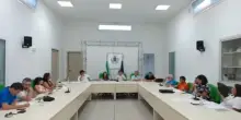 “Parlo io e chi perde sta zitto, è la democrazia”: polemica sulla sindaca di Collepasso (Lecce) – Video