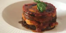 “Rischio chimico, mozzarella non conforme”: melanzane alla parmigiana e pasticcio pesto e pomodorini ritirati dai supermercati. Il richiamo del Ministero della Salute