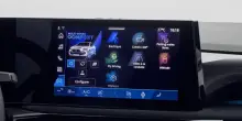 Renault Clio 2025, tecnologia di bordo avanzata e 29 sistemi di assistenza guida