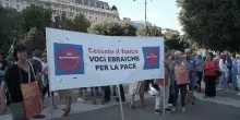 In piazza per Gaza c’è il gruppo “Voci ebraiche per la pace”: “Dire Israele e dire ebrei non è la stessa cosa” – Video