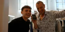 Gabriele Vagnato alla festa del Fatto Quotidiano e nel frattempo incontra Amadeus. Il conduttore: “Non ho rimpianti, potrei smettere domani e sarei felice”