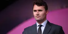 Charlie Kirk, chi era l’attivista di destra assassinato: 31 anni, amico di Trump e leader dei giovani Maga