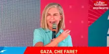 Elena Basile alla festa del Fatto: “Da Israele politica mafiosa e terrorista. L’Occidente è complice del genocidio a Gaza”