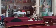 Paura nella parrocchia a Gaza: in chiesa si prega mentre cadono le bombe