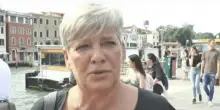 Volantini contro Monica Poli, la consigliera leghista che fa i video sui pickpocket: “Distrugge gli affari”