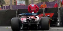F1, Leclerc si schianta e Hamilton eliminato: disastro Ferrari nelle pazze qualifiche di Baku | La griglia di partenza